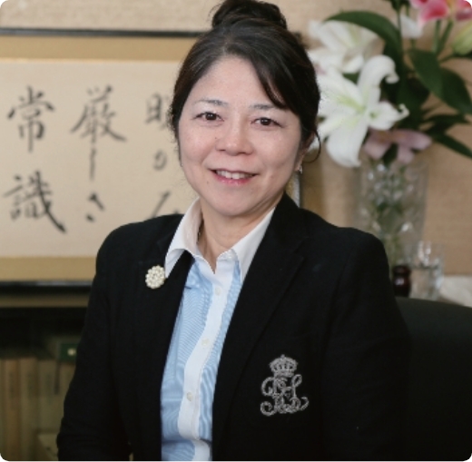 副学院長 大城 美穂子